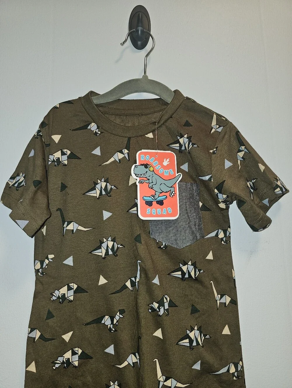 NWT | 4 | Eighty Eight Brand | Olive Brown Dinosaur Print Pocket T-Shirt